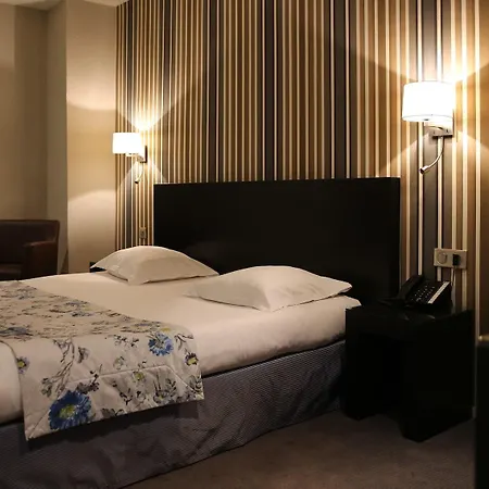Grand D'orleans Szálloda 3*